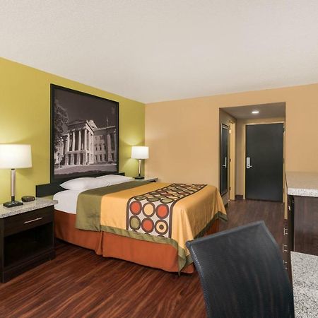 Super 8 By Wyndham Raleigh North East Ξενοδοχείο Εξωτερικό φωτογραφία