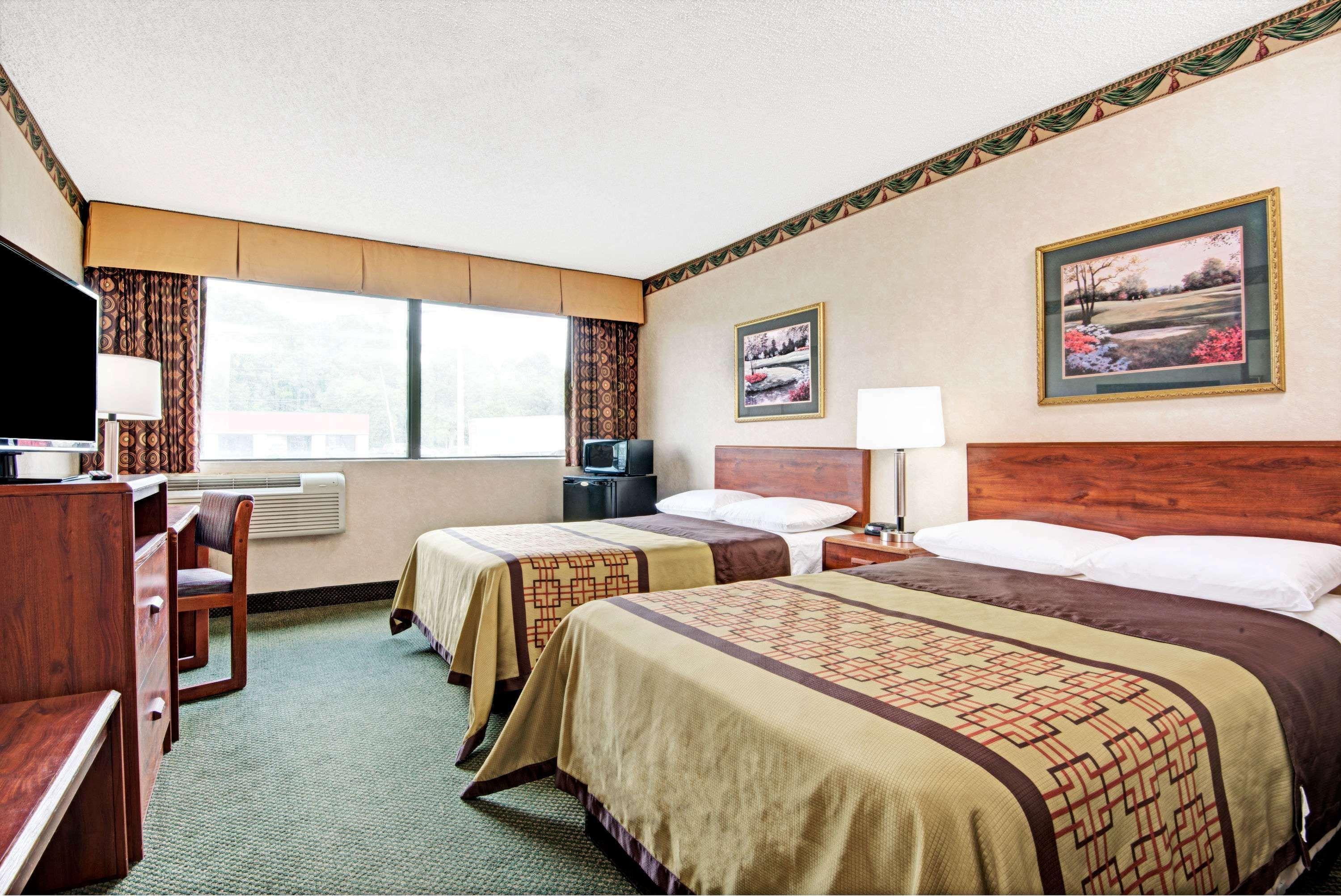 Super 8 By Wyndham Raleigh North East Ξενοδοχείο Εξωτερικό φωτογραφία