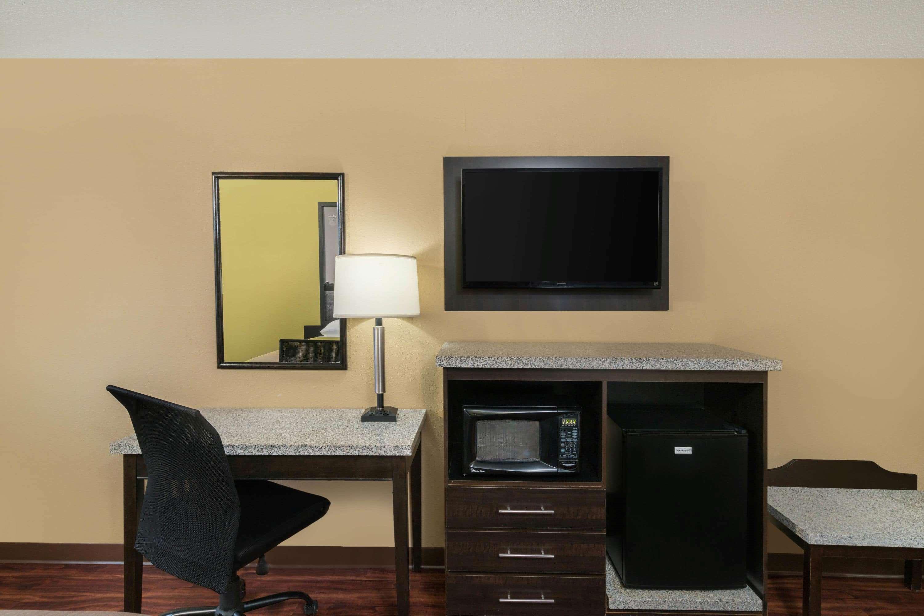 Super 8 By Wyndham Raleigh North East Ξενοδοχείο Εξωτερικό φωτογραφία